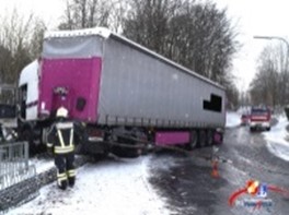 15.Jän.2017 	G2 – Dieselaustritt nach LKW Unfall in Grafenschachen
